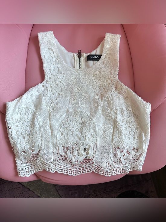 Lulus Tops - Lulu's White Lace Crochet Crop Top